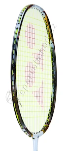 Badmintonschläger Yonex Voltric 80 besaitet