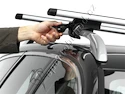 Dachträger Thule mit SlideBar Kia Carnival (Mk I) 5-T MPV Dachreling 00-05