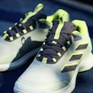 Damen Tennisschuhe adidas Avacourt 2 GRESPA/CBLACK