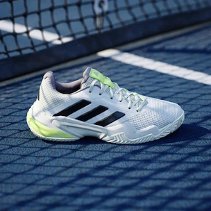 Damen Tennisschuhe adidas Barricade 13 W FTWWHT/CBLACK/CRYJAD