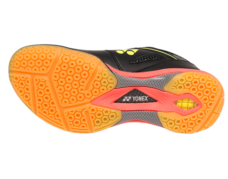 yonex cushion 65z