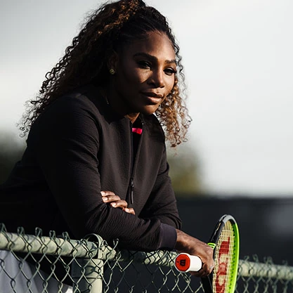 Serena Williams mit Tennisschläger Wilson Blade