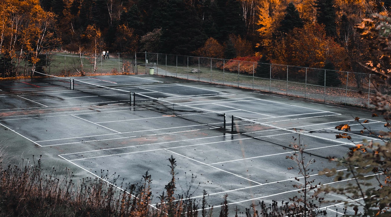 Überwinterung der Tennisplätze